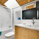 بيت للعطل Charming Split-level On Scenic Helgenaes Knebel