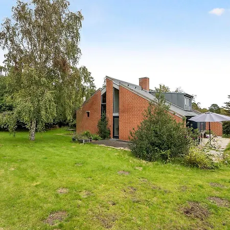 Cozy House On Helgenæs Knebel
