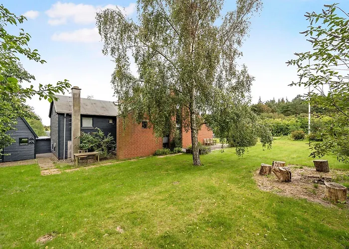 Cozy House On Helgenæs Knebel